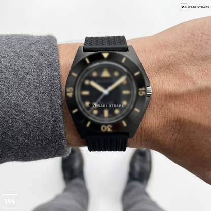 Black Herringbone Mesh Metal Watch Bracelet on Bausele Sydney Diver | TASMAN BLACK